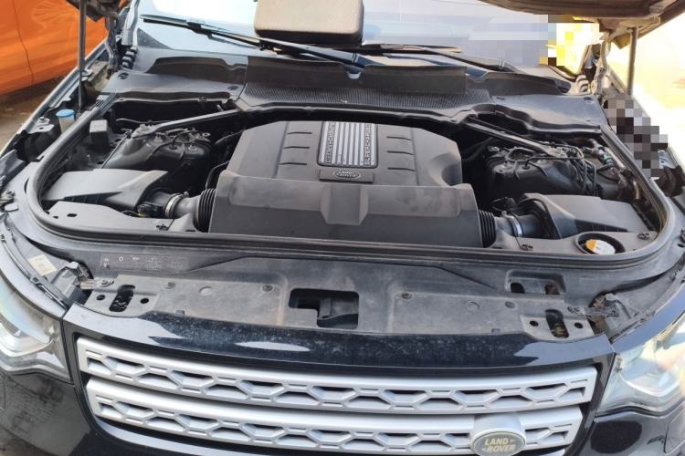 Used Land Rover Discovery 2017 3.0 SC V6 First Edition Limited Edition Engine Bay