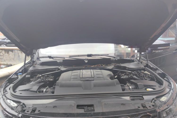 Used Land Rover Discovery 2017 3.0 SC V6 S Engine Bay