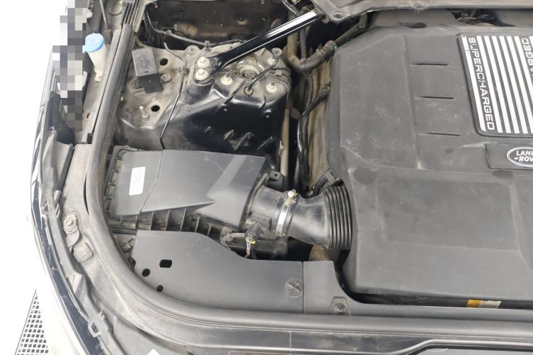 Used Land Rover Discovery 2017 3.0 SC V6 SE Engine Bay Right