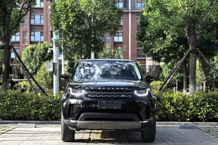 Used Land Rover Discovery 2017 3.0 SC V6 SE Exterior 1