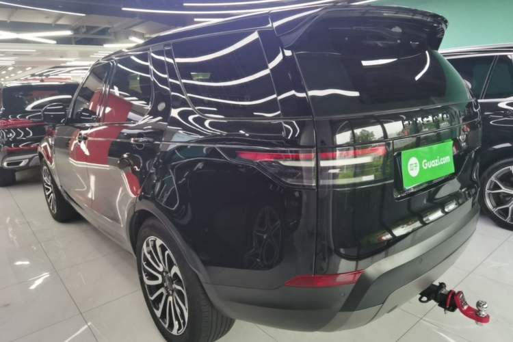 Used Land Rover Discovery 2017 3.0 SC V6 SE Exterior 2