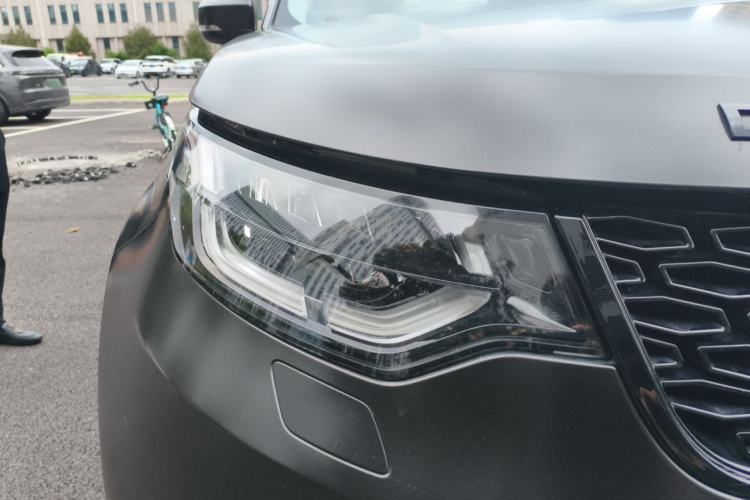 Used Land Rover Discovery 2017 3.0 SC V6 SE Exterior 6