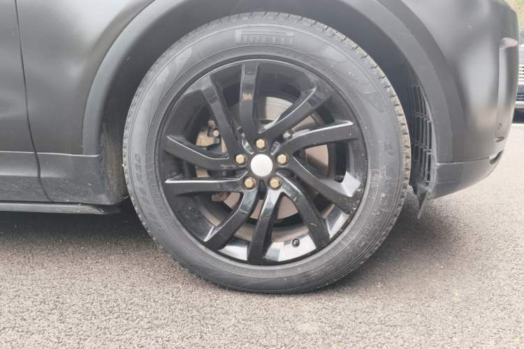 Used Land Rover Discovery 2017 3.0 SC V6 SE Exterior 7
