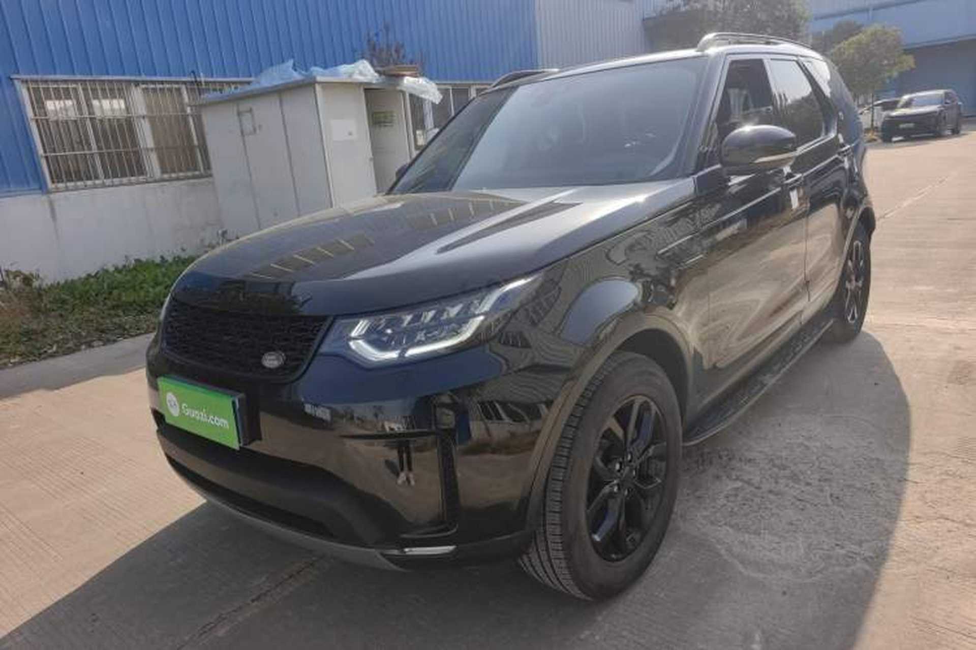 Used Land Rover Discovery 2017 3.0 SC V6 SE Front Left 45 Deg