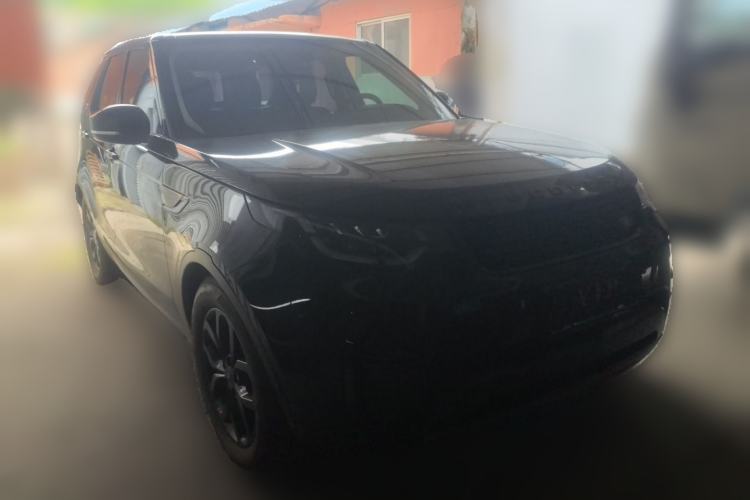 Used Land Rover Discovery 2017 3.0 SC V6 SE Front Right 45 Deg