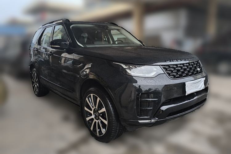 Used Land Rover Discovery 2017 3.0 SC V6 HSE Front Right 45 Deg