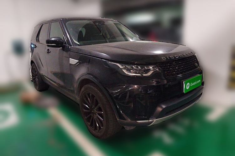Used Land Rover Discovery 2017 3.0 SC V6 HSE Front Right 45 Deg