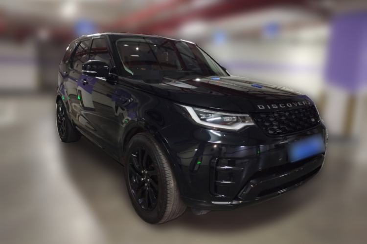 Used Land Rover Discovery 2017 3.0 SC V6 HSE Front Right 45 Deg