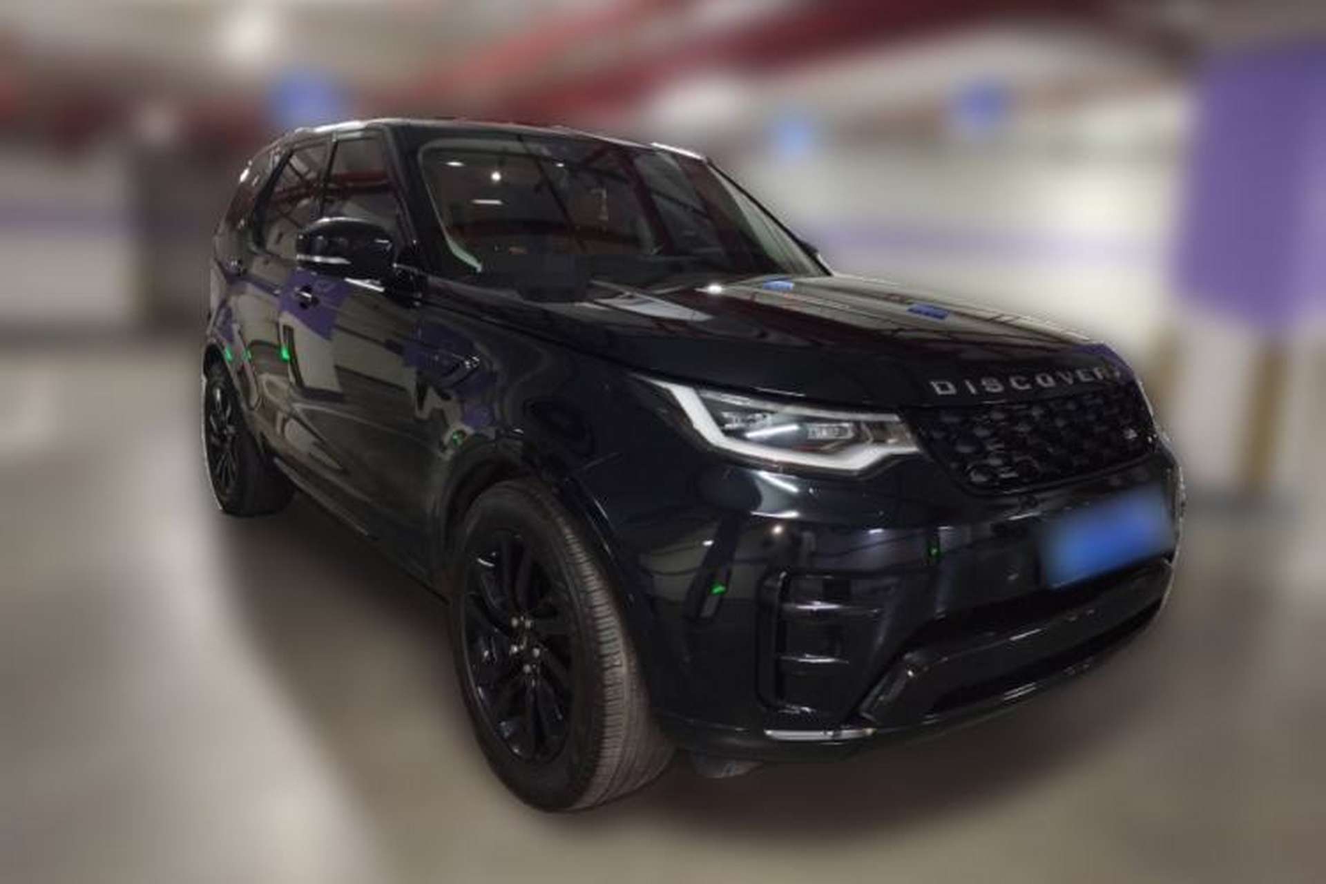 Used Land Rover Discovery 2017 3.0 SC V6 HSE Front Right 45 Deg