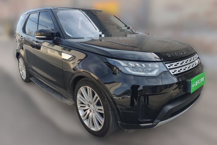 Used Land Rover Discovery 2017 3.0 SC V6 First Edition Limited Edition Front Right 45 Deg