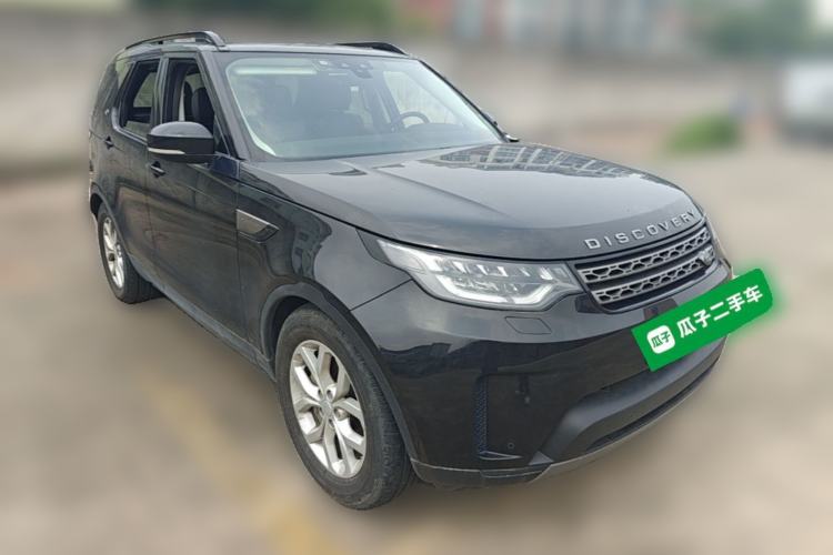 Used Land Rover Discovery 2017 3.0 SC V6 SE Front Right 45 Deg