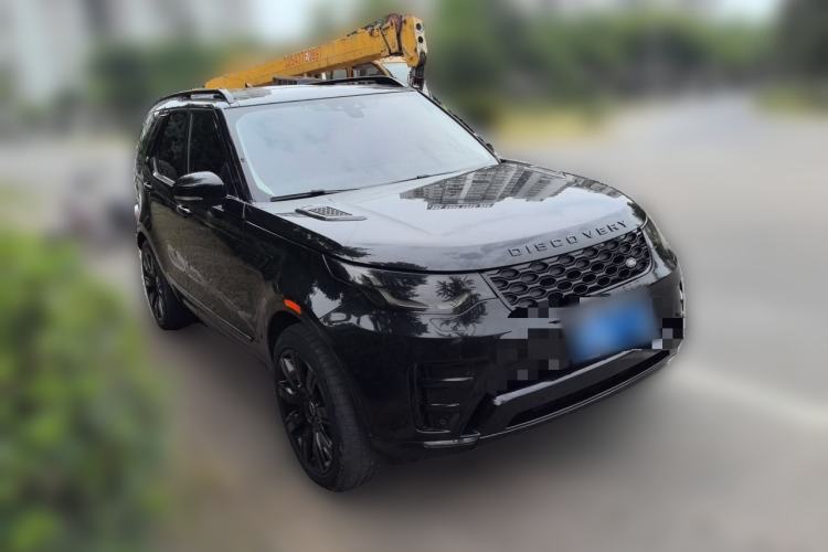 Used Land Rover Discovery 2017 3.0 SC V6 SE Front Right 45 Deg