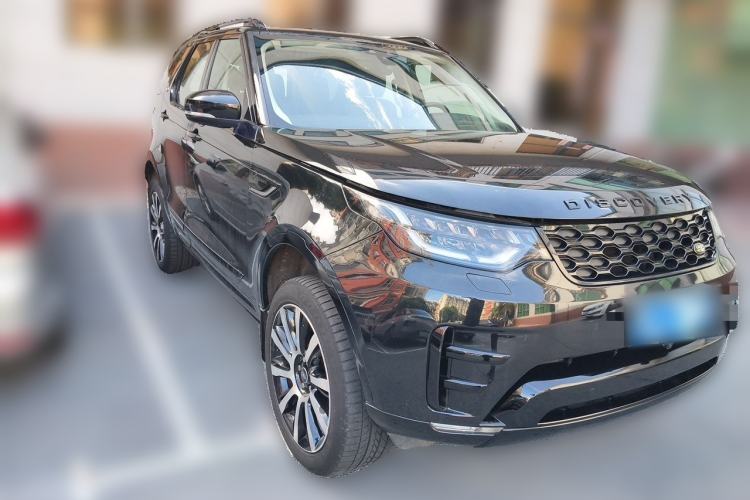 Used Land Rover Discovery  Front Right 45 Deg