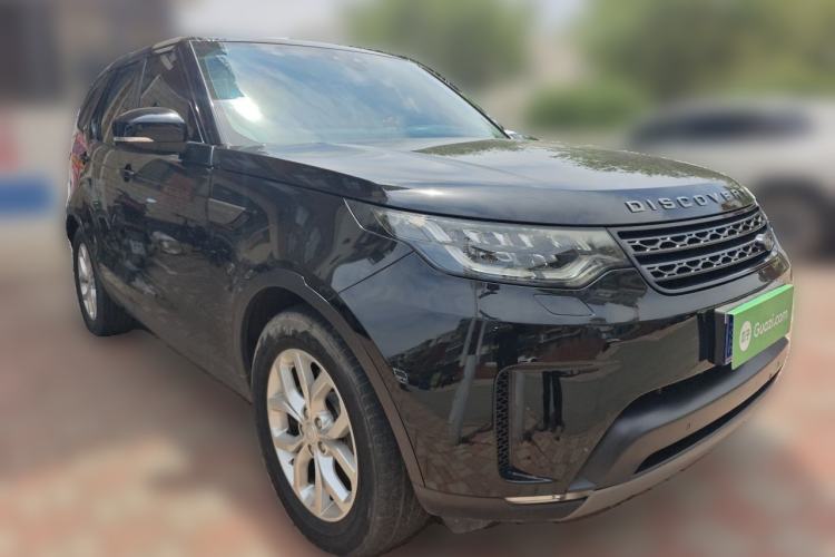Used Land Rover Discovery 2017 3.0 SC V6 SE Front Right 45 Deg