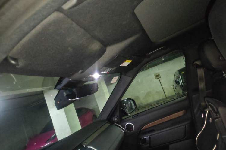 Used Land Rover Discovery 2017 3.0 SC V6 HSE Headliner