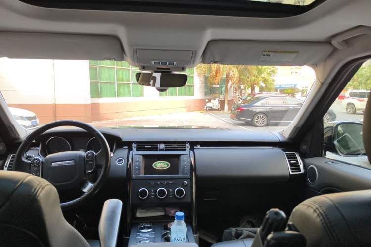 Used Land Rover Discovery  Headliner