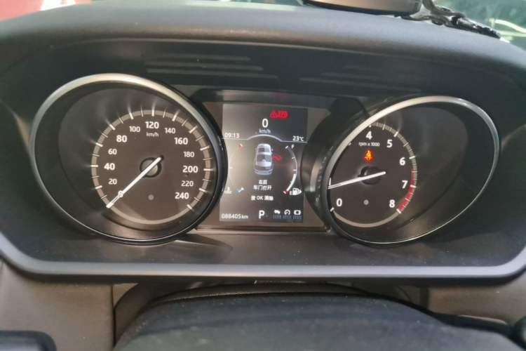 Used Land Rover Discovery 2017 3.0 SC V6 SE Instrument Cluster