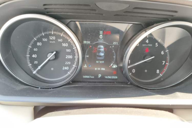Used Land Rover Discovery 2017 3.0 SC V6 First Edition Limited Edition Instrument Cluster