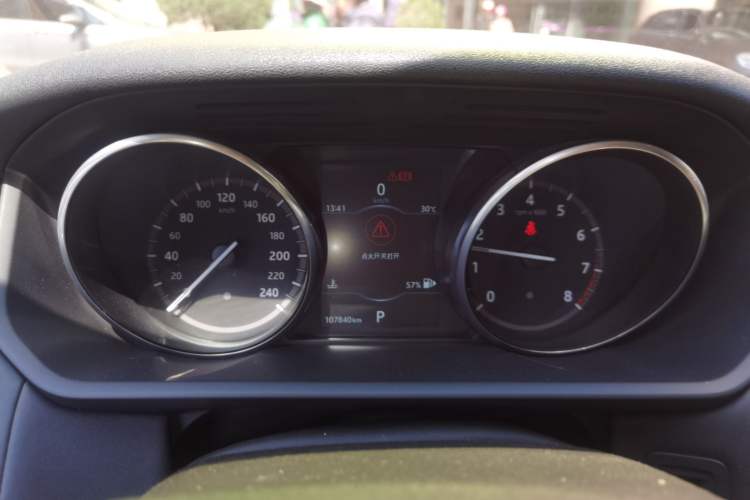 Used Land Rover Discovery 2017 3.0 SC V6 S Instrument Cluster