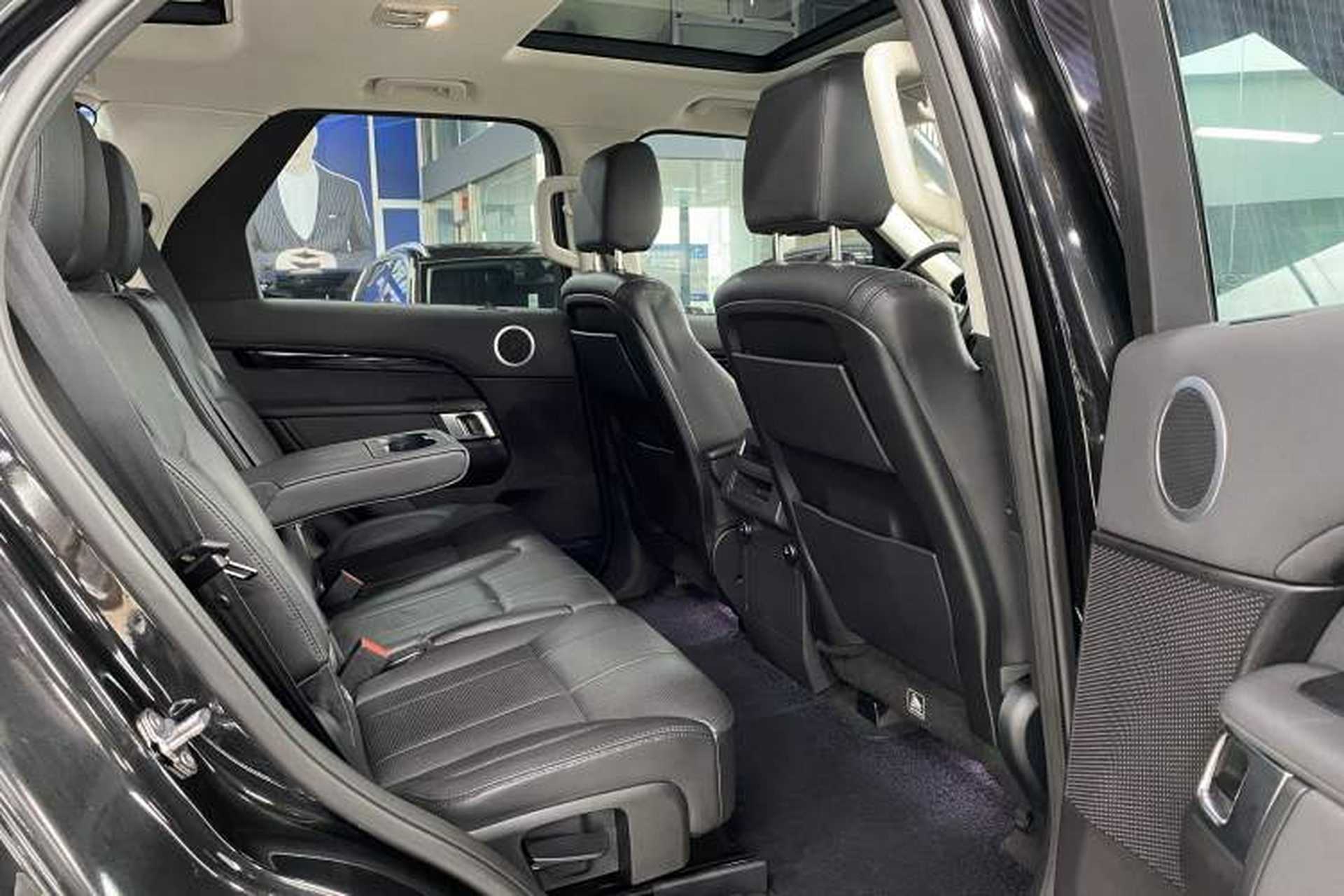 Used Land Rover Discovery 2017 3.0 SC V6 S Interior 11