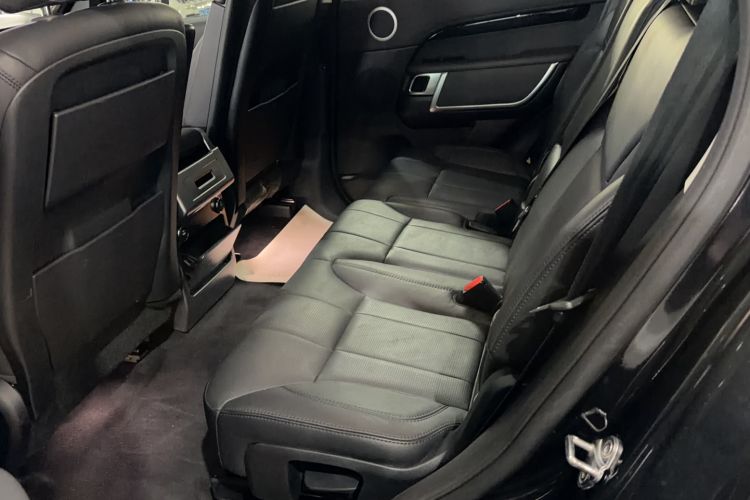 Used Land Rover Discovery 2017 3.0 SC V6 S Interior 2
