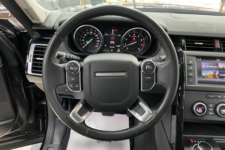 Used Land Rover Discovery 2017 3.0 SC V6 S Interior 2
