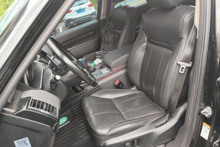 Used Land Rover Discovery 2017 3.0 SC V6 SE Left Front Seat