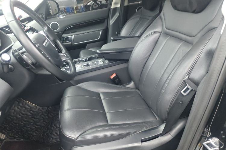 Used Land Rover Discovery 2017 3.0 SC V6 SE Left Front Seat