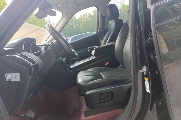Used Land Rover Discovery 2017 3.0 SC V6 SE Left Front Seat