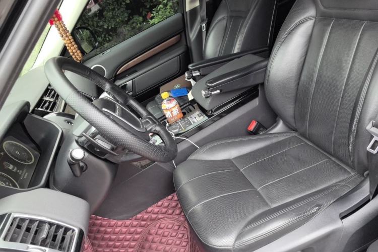 Used Land Rover Discovery 2017 3.0 SC V6 SE Left Front Seat