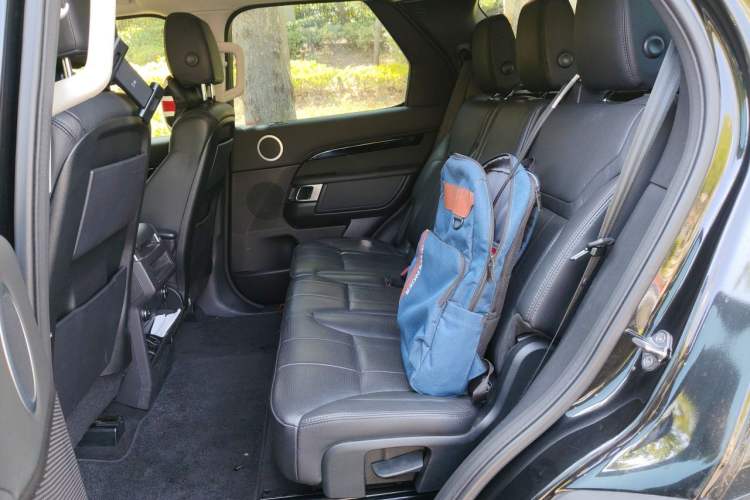Used Land Rover Discovery 2017 3.0 SC V6 SE Left Rear Seat