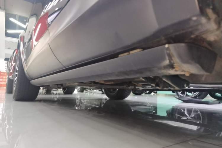 Used Land Rover Discovery 2017 3.0 SC V6 SE Left Side Sill