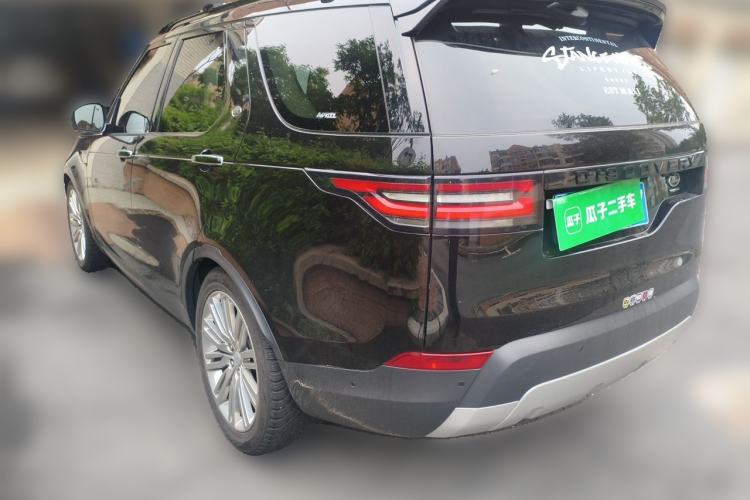 Used Land Rover Discovery 2017 3.0 SC V6 HSE LUXURY Rear Left 45 Deg