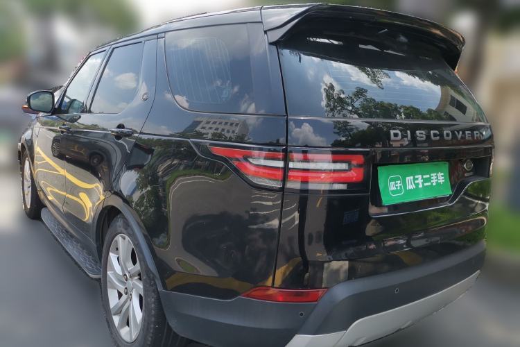 Used Land Rover Discovery 2017 3.0 SC V6 HSE Rear Left 45 Deg