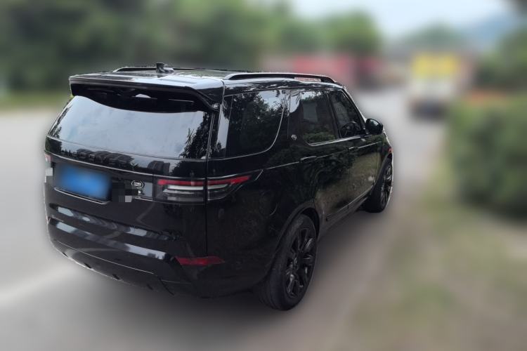 Used Land Rover Discovery 2017 3.0 SC V6 SE Rear Right 45 Deg