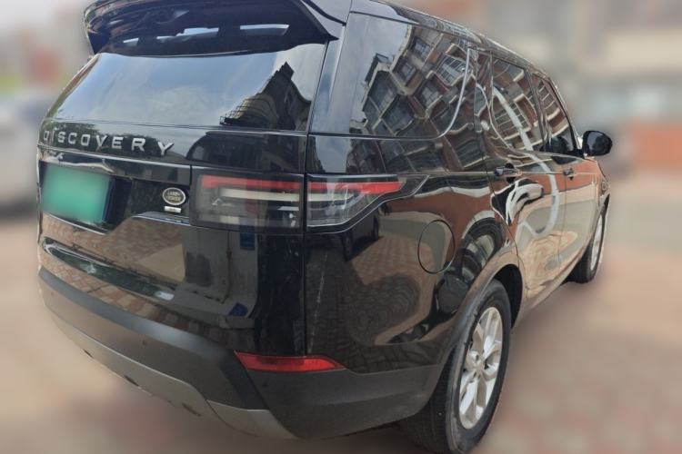 Used Land Rover Discovery 2017 3.0 SC V6 SE Rear Right 45 Deg