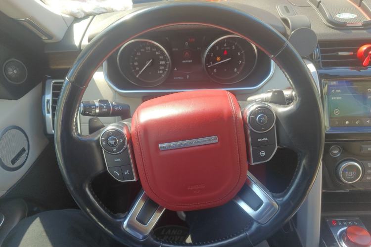 Used Land Rover Discovery 2017 3.0 SC V6 HSE LUXURY Steering Wheel