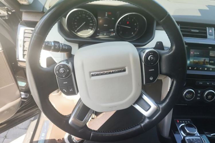 Used Land Rover Discovery 2017 3.0 SC V6 HSE Steering Wheel