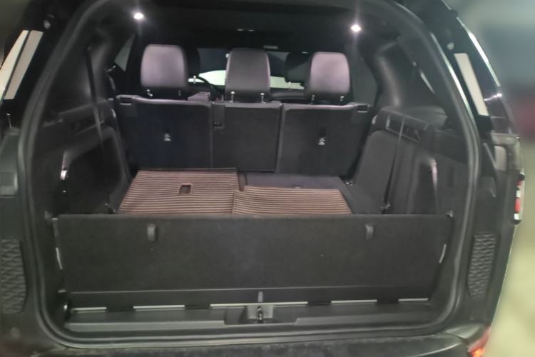 Used Land Rover Discovery 2017 3.0 SC V6 HSE Trunk