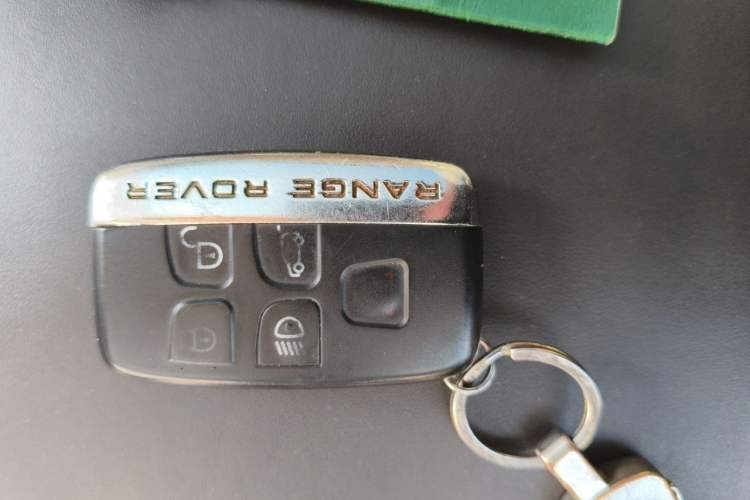 Used Land Rover Discovery 2017 3.0 SC V6 First Edition Limited Edition Vehicle Key