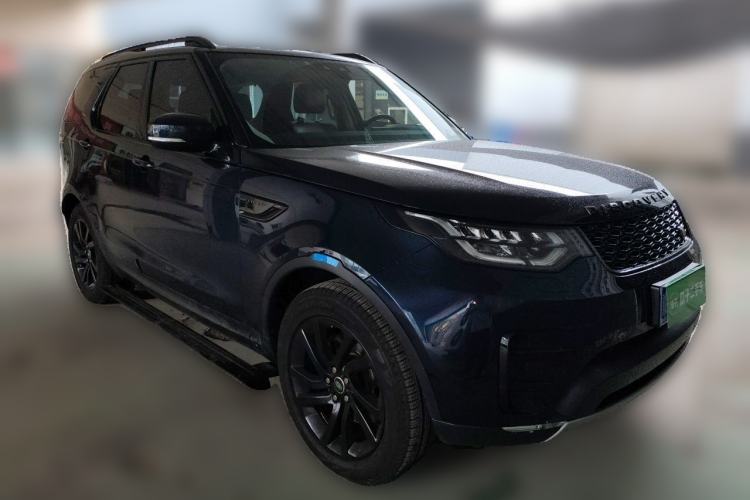 Used Land Rover Discovery 2017 3.0 SC V6 HSE Front Right 45 Deg