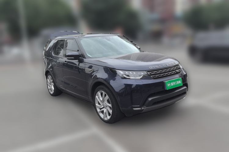 Used Land Rover Discovery 2017 3.0 SC V6 S Front Right 45 Deg