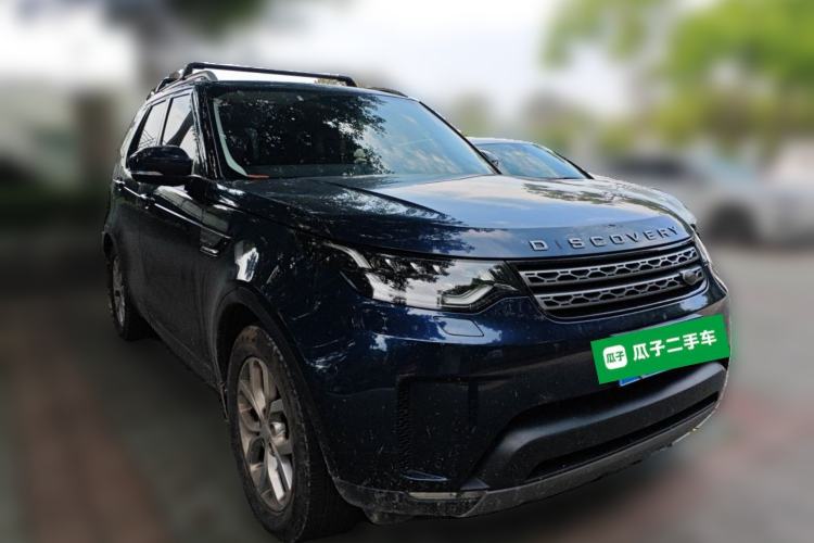 Used Land Rover Discovery 2017 3.0 SC V6 SE Front Right 45 Deg
