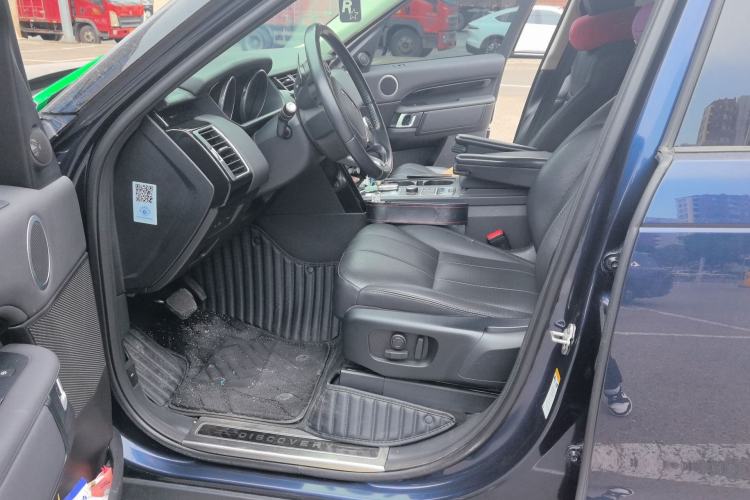 Used Land Rover Discovery 2017 3.0 SC V6 S Left Front Seat