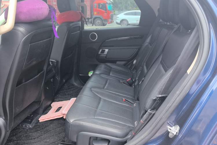 Used Land Rover Discovery 2017 3.0 SC V6 S Left Rear Seat