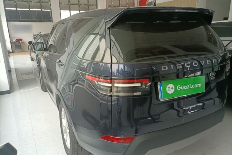 Used Land Rover Discovery 2017 3.0 SC V6 SE Rear Left 45 Deg