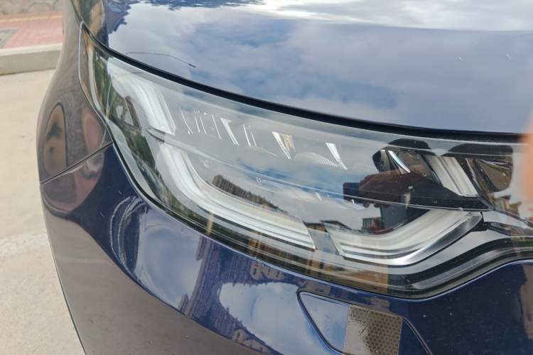 Used Land Rover Discovery 2017 3.0 SC V6 S Right Front Headlight