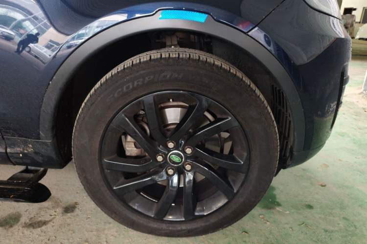 Used Land Rover Discovery 2017 3.0 SC V6 HSE Right Front Wheel Hub