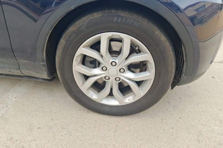 Used Land Rover Discovery 2017 3.0 SC V6 S Right Front Wheel Hub
