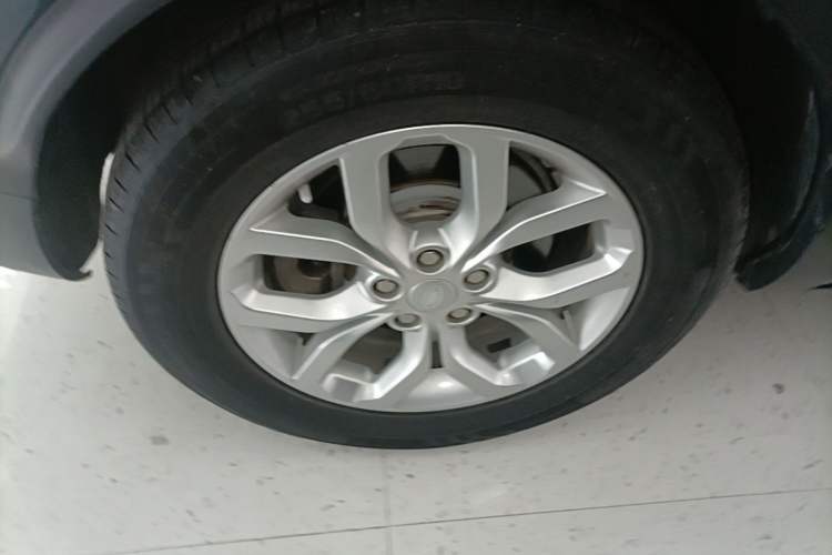 Used Land Rover Discovery 2017 3.0 SC V6 SE Right Rear Wheel Hub